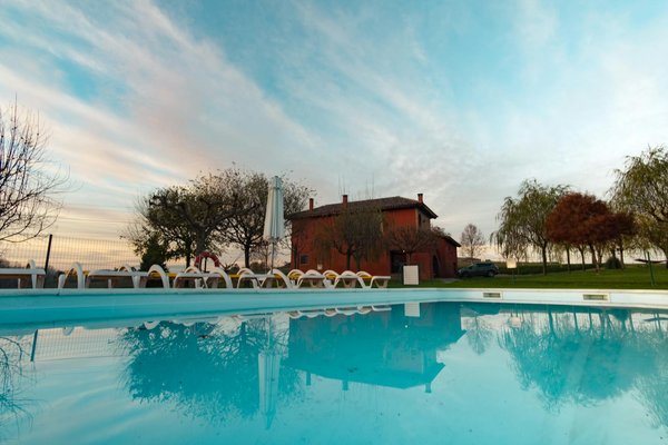 Pourquoi des vers apparaissent-ils dans mes toilettes ?