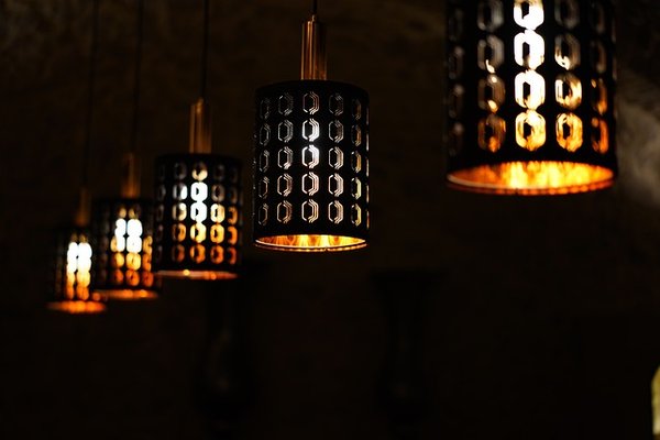 Suspensions pour restaurant : le style qui transforme l'ambiance