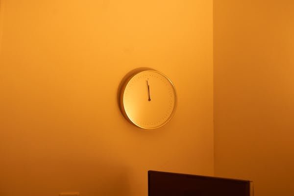 Top horloges à considérer pour sublimer chaque pièce de votre maison